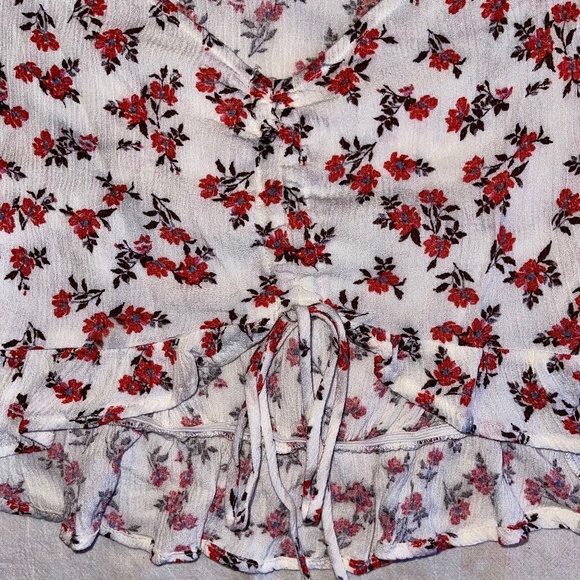 Floral Ruffle Crop Top - Picture 5 of 6